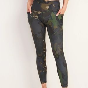 Old Navy camo elevate leggings